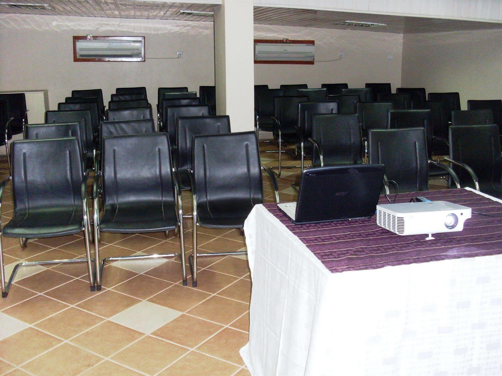 Welcome Centre Hotels Lagos Exterior photo
